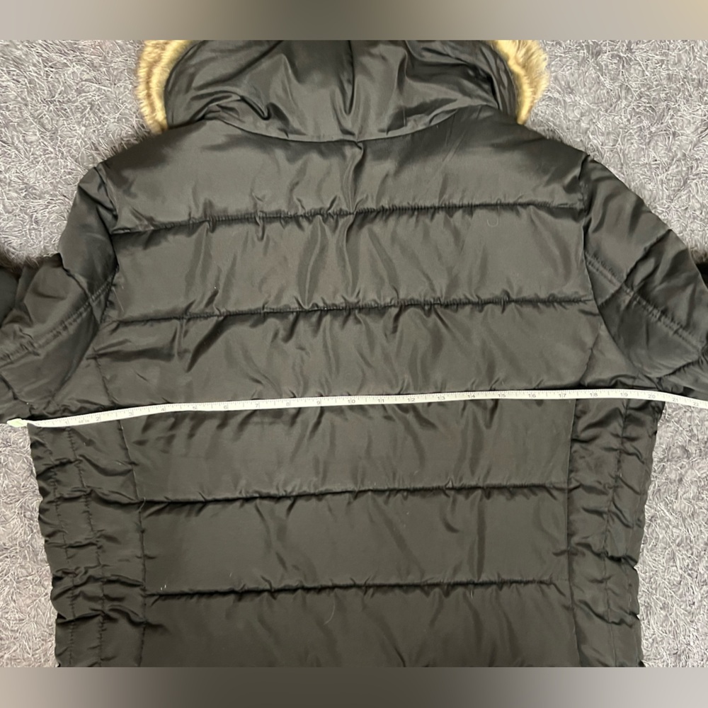 Y2K Black and Faux Fur Puffer Coat - Picture 12 of 15